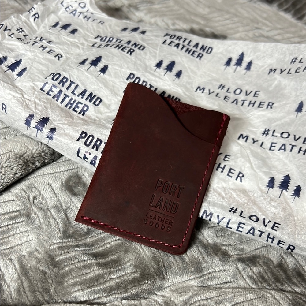Portland Leather Minimalist Card Holder in Merlot